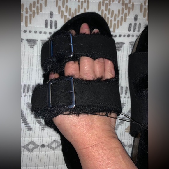 Torrid Slippers - Size 7.5 - Picture 3 of 7